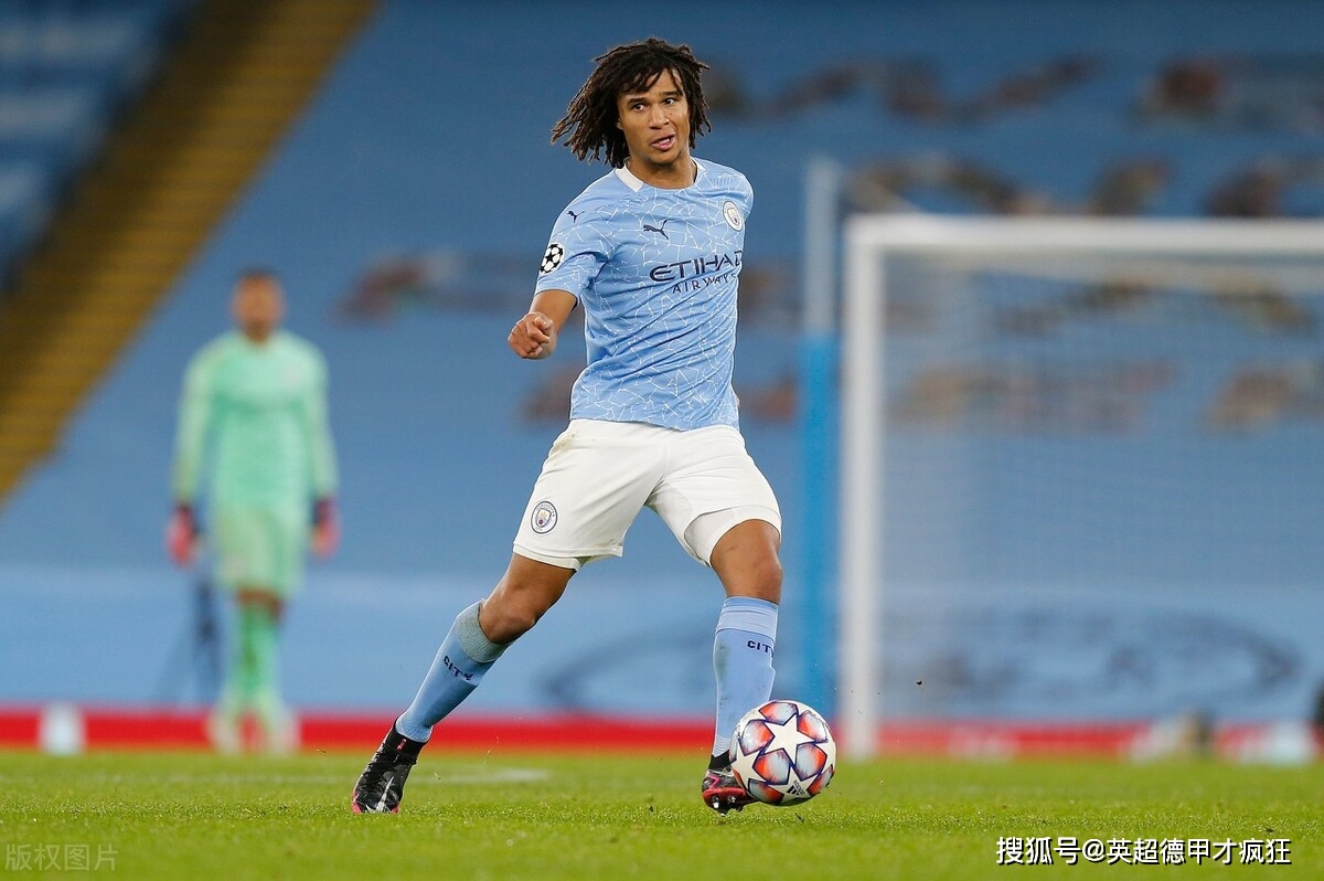 集结日广东宏远调整名单以备意大利杯，门线救险环节打磨，引发热议，年轻球员得到机会的简单介绍