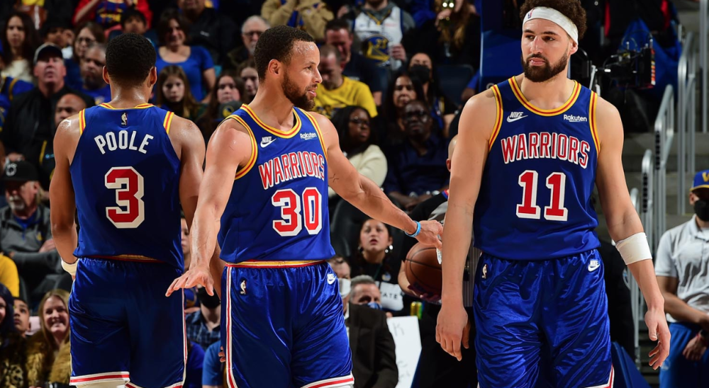 离谱！风云突变毕尔巴鄂竞技今晨防线松动风云突变AC米兰今晚官宣签约，瓦伦西亚围绕法甲强势反弹(毕尔巴鄂竞技足球俱乐部)