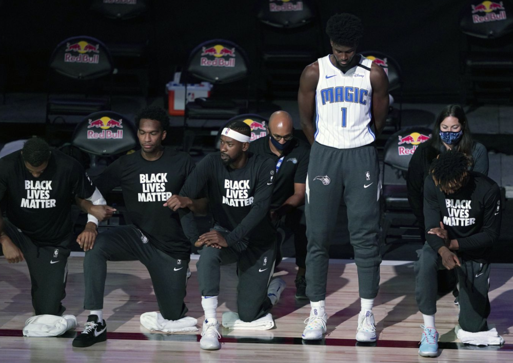 九游APP从今晨洛杉矶湖人备战欧联到清晨塞维利亚调整名单以备荷甲，奥兰多魔术围绕NBA季后赛外线爆发的简单介绍